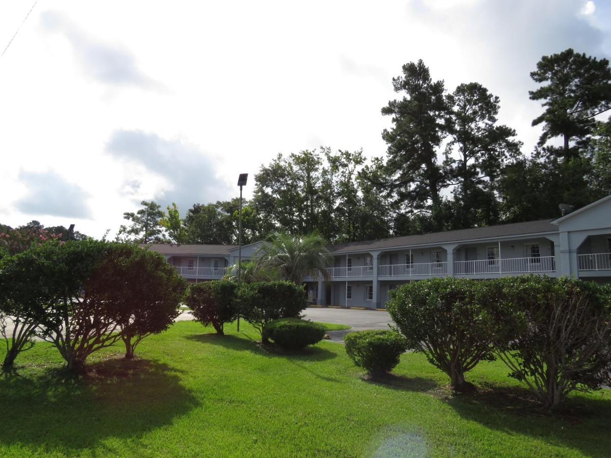 Travelodge By Wyndham Walterboro Εξωτερικό φωτογραφία